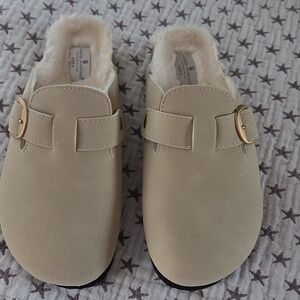 Simply Southern Slip On Mules Size 8 Never Worn
